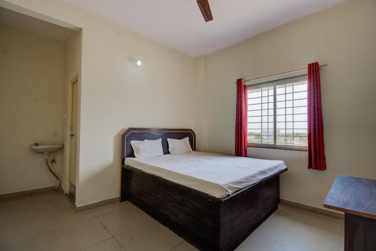 Spot On Green Valley Inn Araku Buitenkant foto
